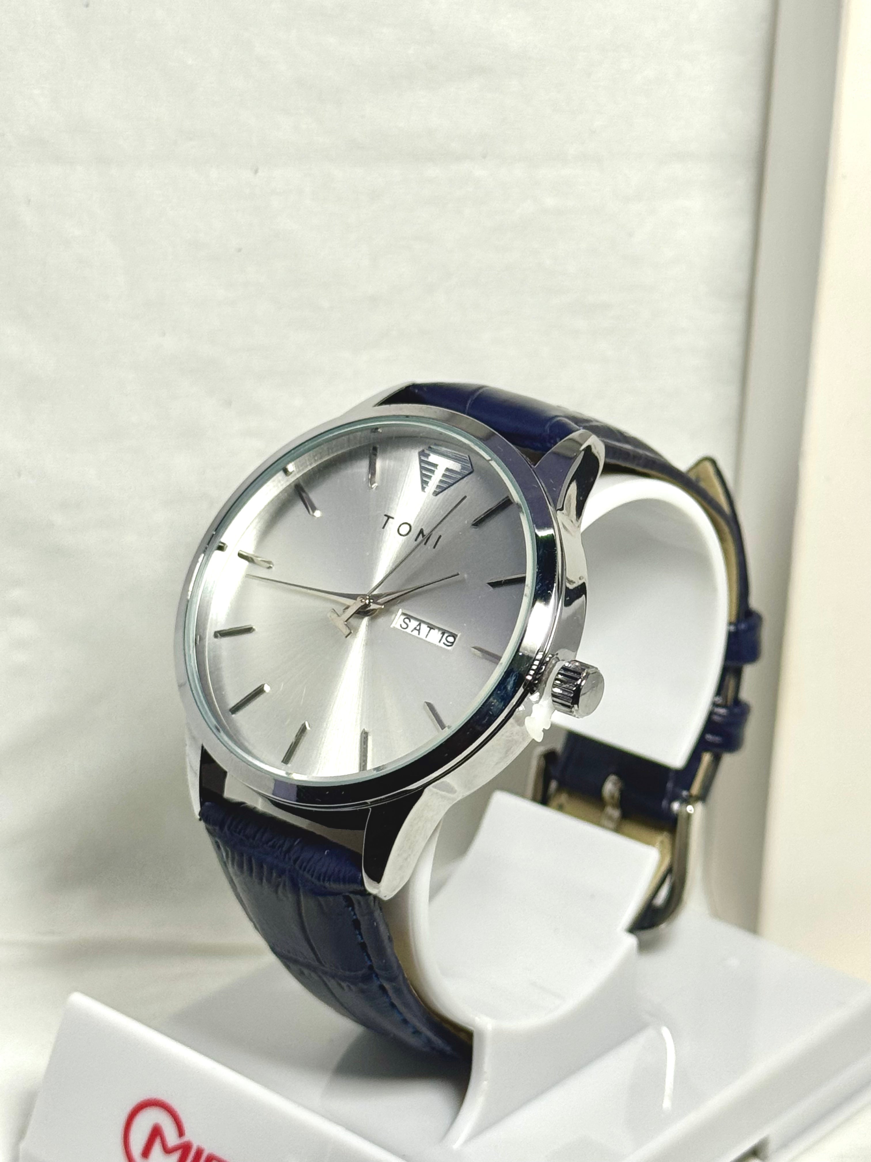 TOMI T-045 Quartz Wrist Watch For Men